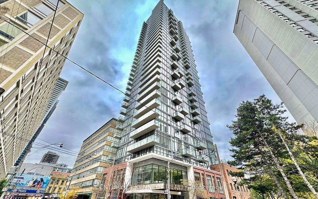 2403 - 75 St Nicholas Street