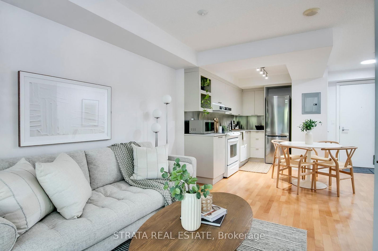 Condo for sale at 201-111 Elizabeth Street, Toronto, Bay Street Corridor, M5G 1P7 - MLS: C12164243