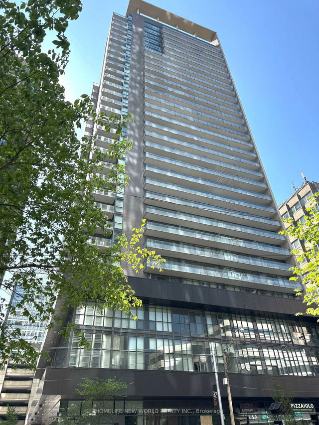 Ph206 - 770 Bay Street