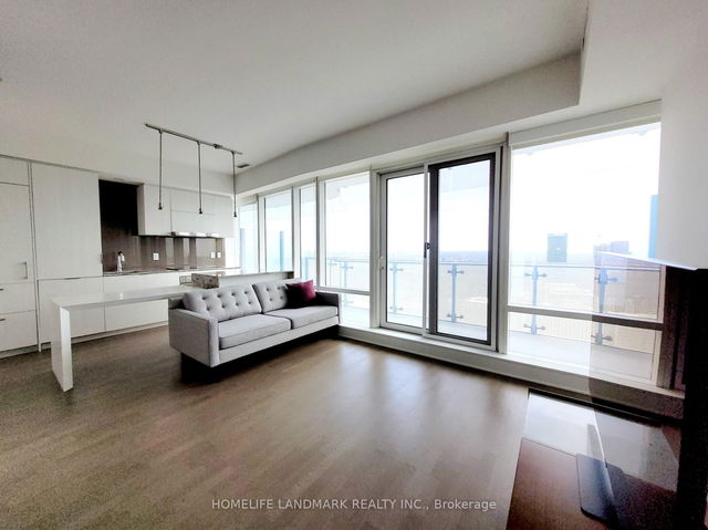4602 - 1 Bloor Street