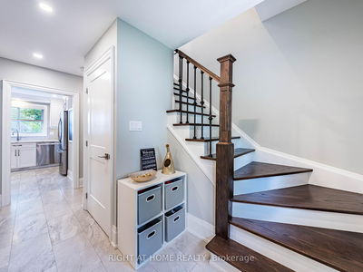 30 Parfield Dr, Toronto - Henry Farm image-0-3