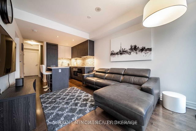 3203 - 8 The Esplanade Street