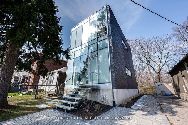561 Arlington Avenue
