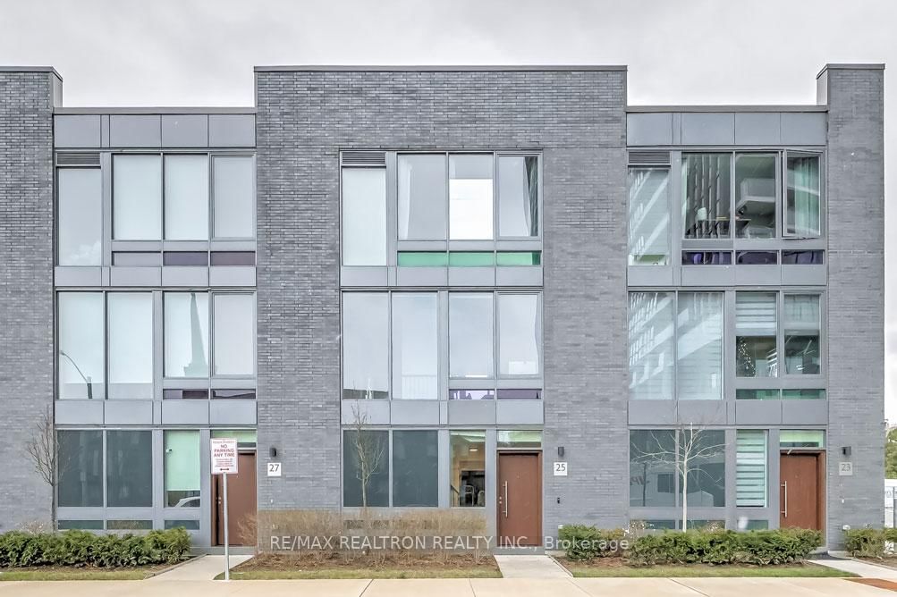Townhouse for sale at 25 Sonic Way, Toronto, Flemingdon Park, M3C 3Z2 - MLS: C12164762