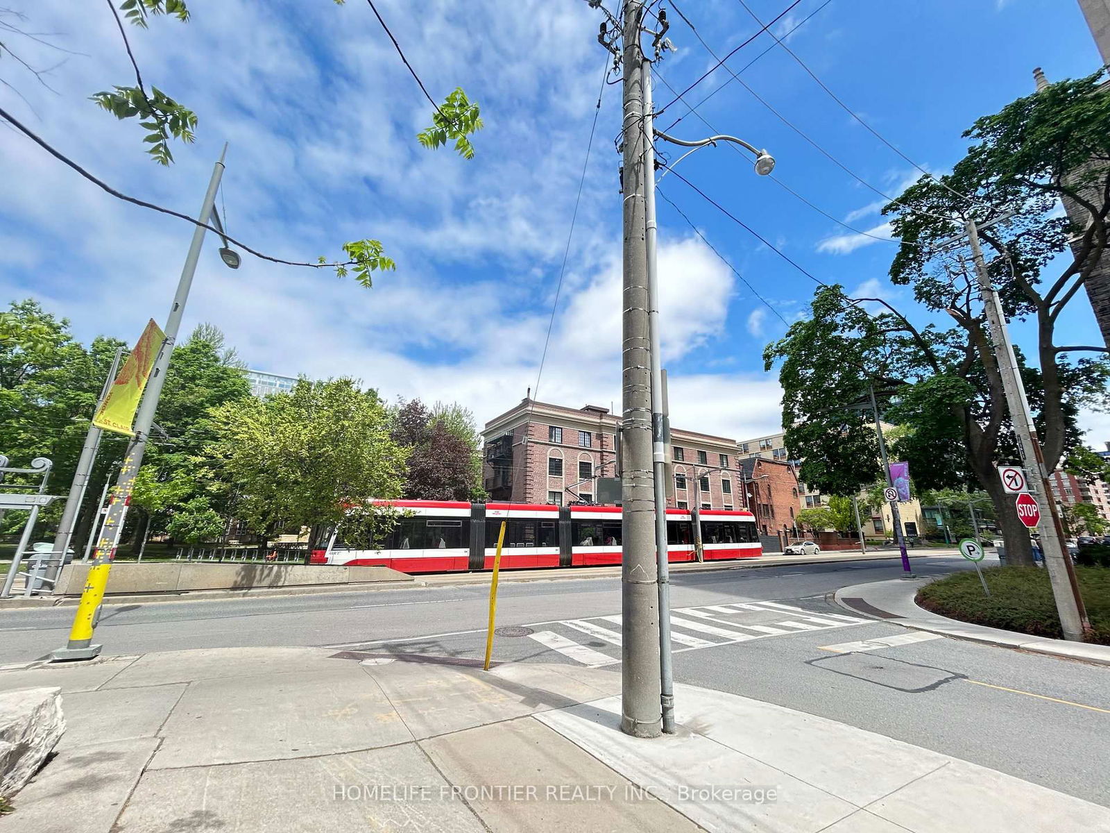Condo for sale at 806-99 Foxbar Road, Toronto, Yonge-St. Clair, M4V 0B2 - MLS: C12164860