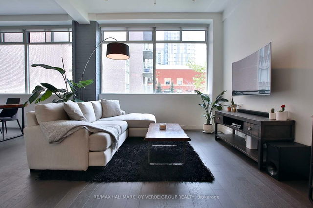 307 - 80 Sherbourne Street