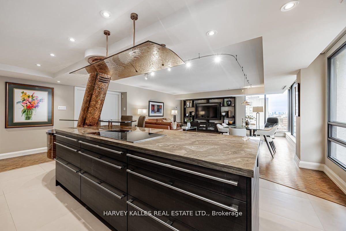 Condo for sale at PH09-447 Walmer Road, Toronto, Forest Hill South, M5P 2X9 - MLS: C12165202