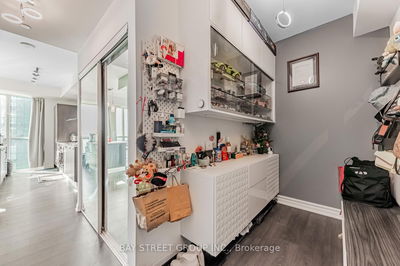 Unit 2503 — 9 Bogert Ave, Toronto - Lansing-Westgate image-0-2