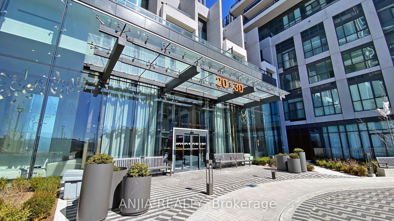 Condo for sale at 1907-30 Inn On The Park Drive, Toronto, Banbury-Don Mills, M3C 0P7 - MLS: C12165332