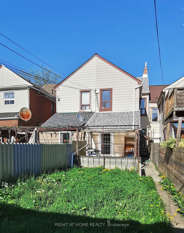 100 Palmerston Avenue