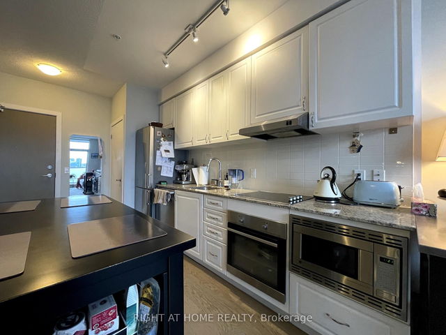 613 - 7 Kenaston Avenue