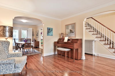 2103 Avenue Rd, Toronto - Bedford Park-Nortown image-0-2