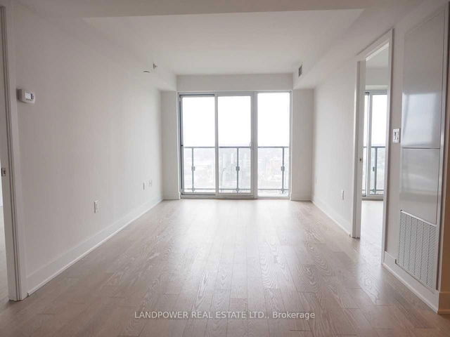 2713 - 955 Bay Street