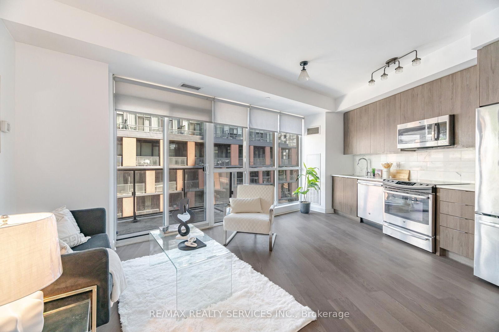 Condo for sale at 615-50 Bruyeres Mews, Toronto, Niagara, M5V 0H8 - MLS: C12165791