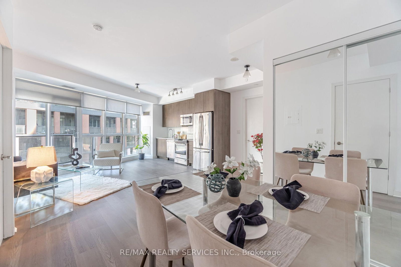 Condo for sale at 615-50 Bruyeres Mews, Toronto, Niagara, M5V 0H8 - MLS: C12165791