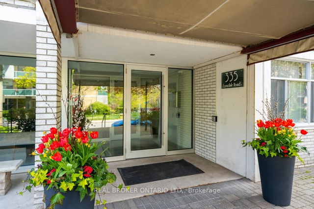 403 - 335 Lonsdale Road