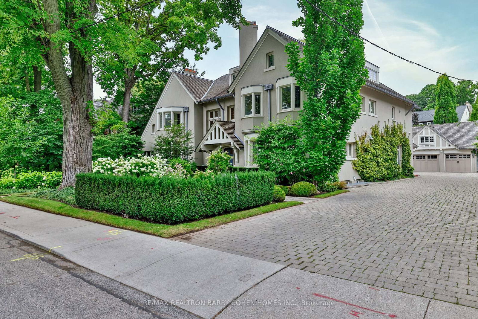 Detached House for sale at 30 Whitney Avenue, Toronto, Rosedale-Moore Park, M4W 2A8 - MLS: C12166017