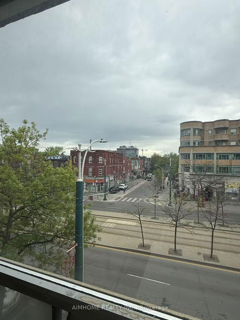 home for lease on Master Bedroom-409 Spadina Avenue