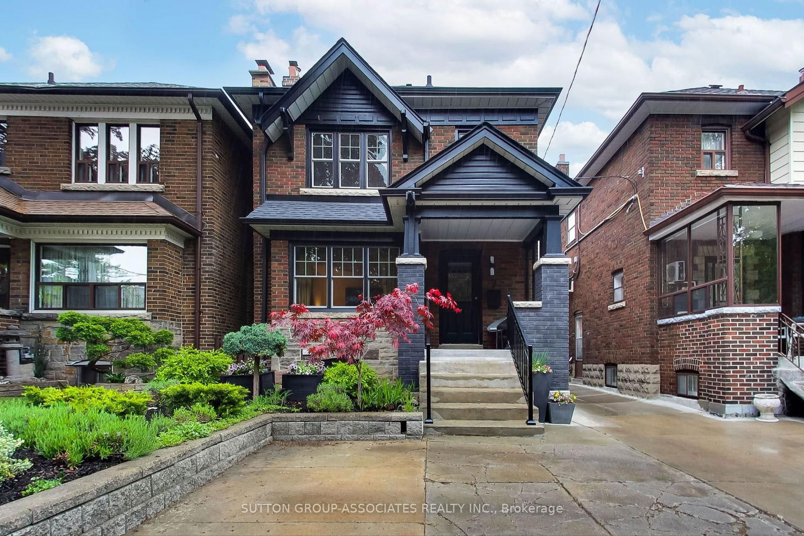 Detached House for sale at 7 Roseneath Gdns, Toronto, Oakwood Village, M6C 3X5 - MLS: C12166569