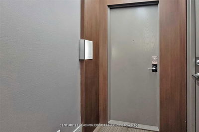Unit 1702 — 21 Widmer St, Toronto - Waterfront Communities C1 image-0-3