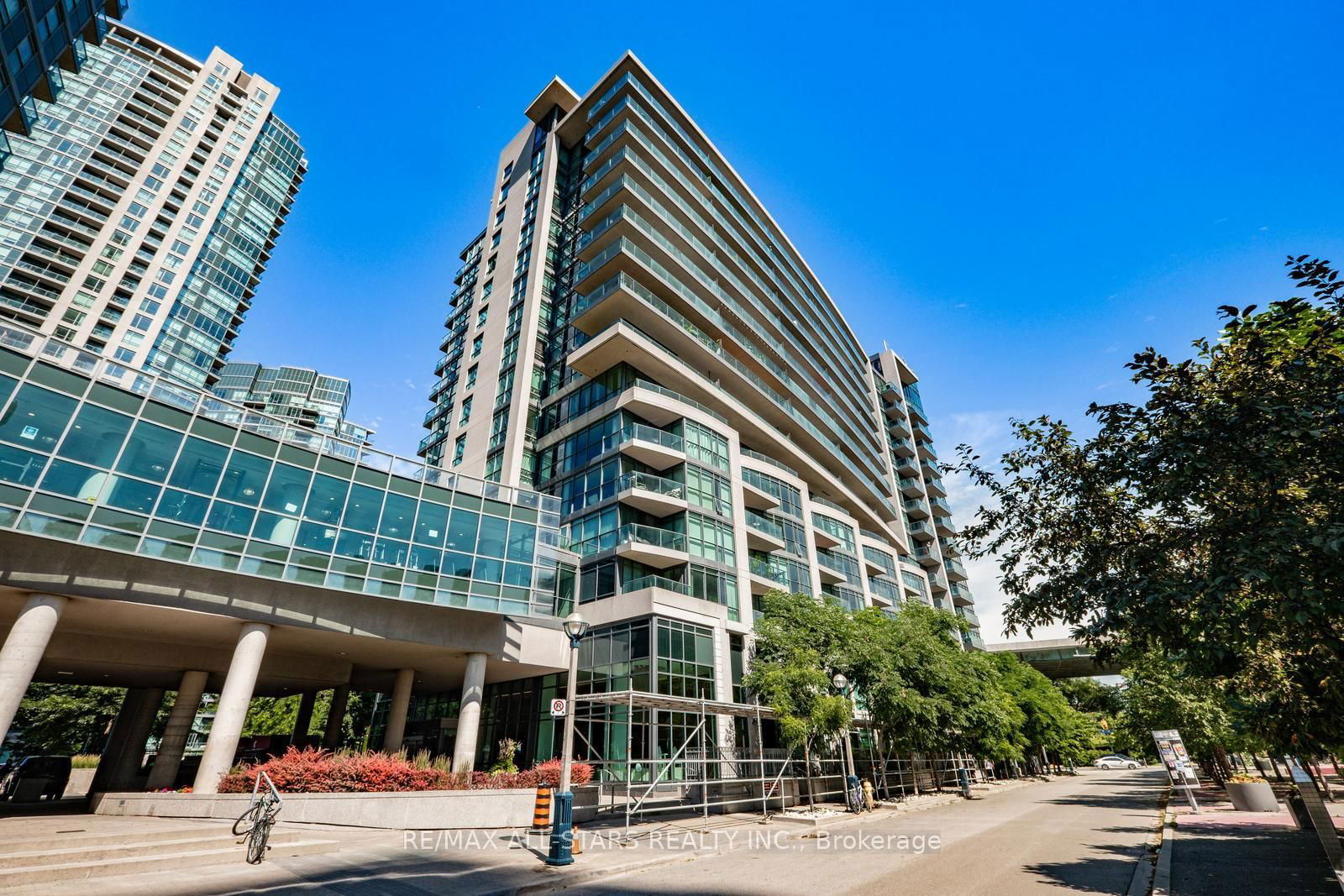 Condo for sale at 471-209 Fort York Boulevard, Toronto, Niagara, M5V 4A1 - MLS: C12166886