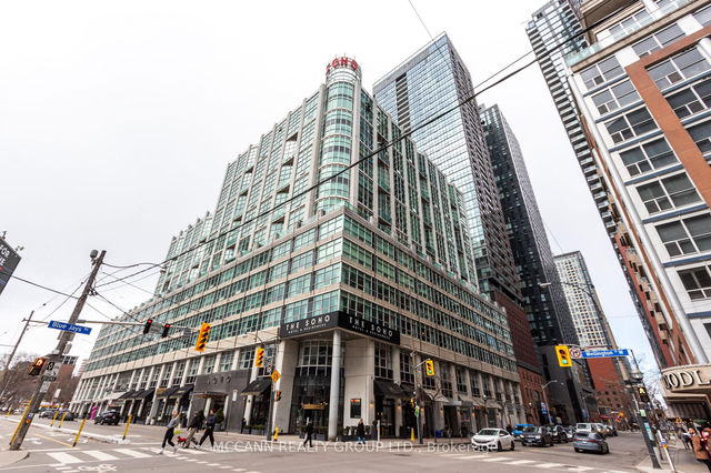 1501 - 36 Blue Jays Way