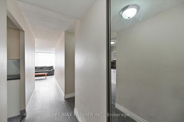511 - 45 Sunrise Avenue