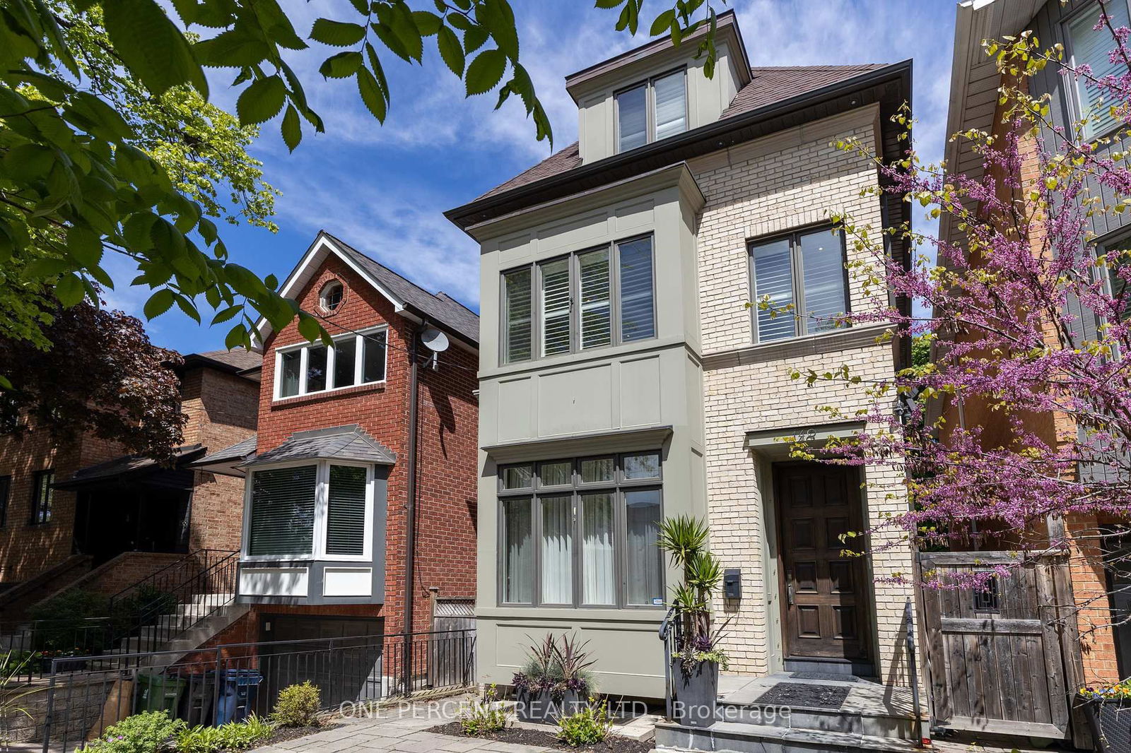 Detached House for sale at 149 Ronan Avenue, Toronto, Lawrence Park North, M4N 2Y2 - MLS: C12167158
