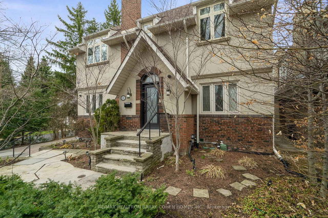 32 Beechwood Avenue