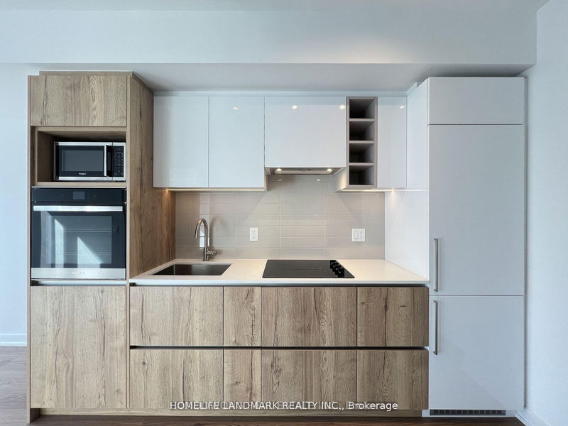 home for lease on 2817-319 Jarvis Street