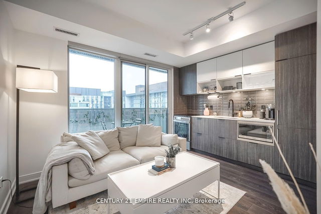 812 - 60 Tannery Road