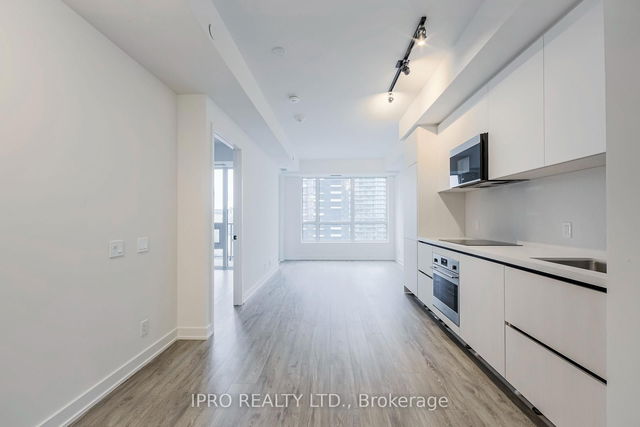 2503 - 108 Peter Street
