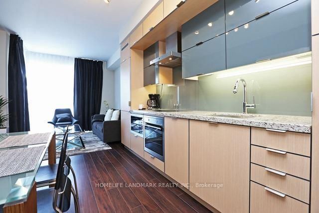 Condo for sale at 1813-300 Front Street, Toronto, Waterfront Communities C1, M5V 0E9 - MLS: C12167911