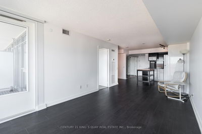 Unit 1609 — 72 Esther Shiner Blvd, Toronto - Bayview Village image-0-4