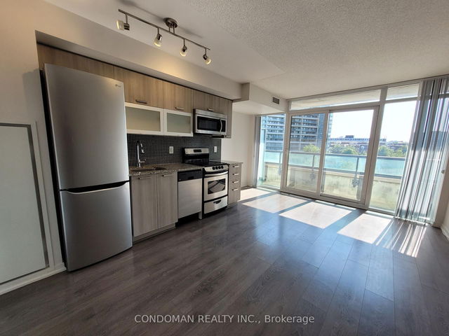 523W - 36 Lisgar Street