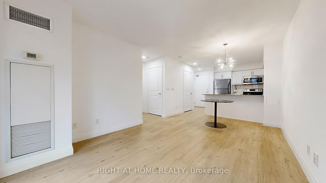 605 - 27 Rean Drive