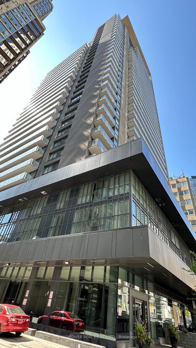 1510 - 770 Bay Street