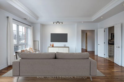 Unit 311 — 20 Burkebrook Pl, Toronto - Bridle Path-Sunnybrook-York Mills image-0-3