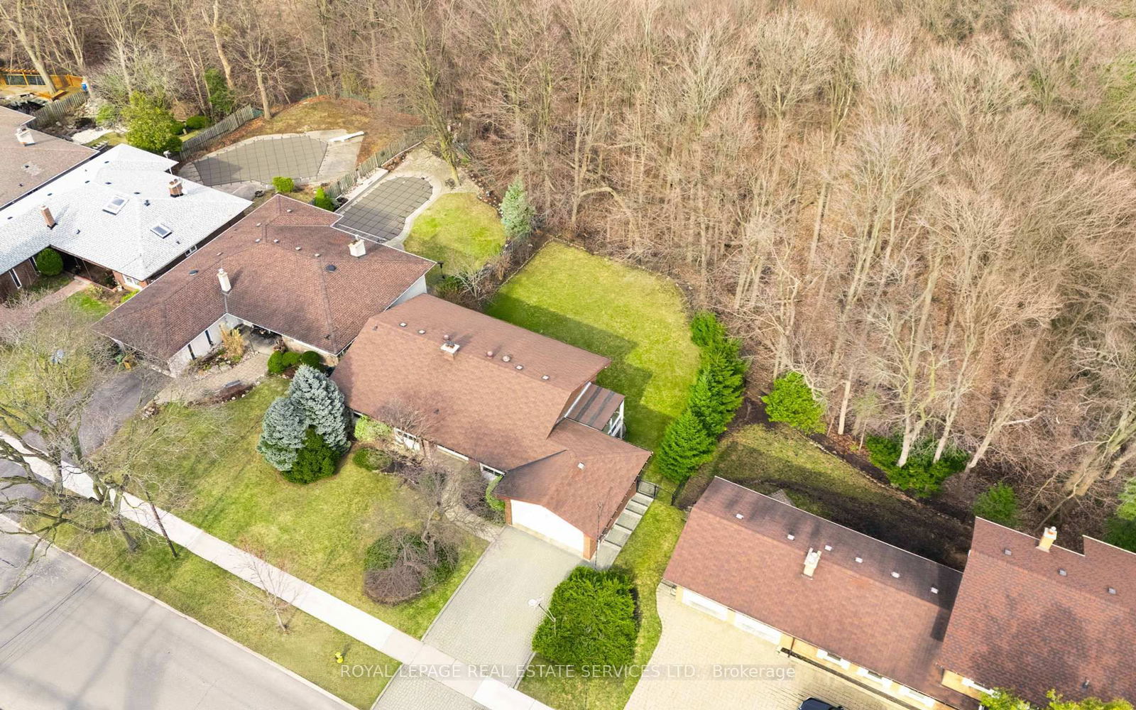 Detached House for sale at 83 Page Avenue, Toronto, Bayview Village, M2K 2B8 - MLS: C12168177