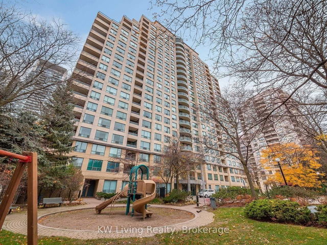 2512 - 238 Doris Avenue