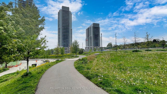 2708 - 27 McMahon Drive