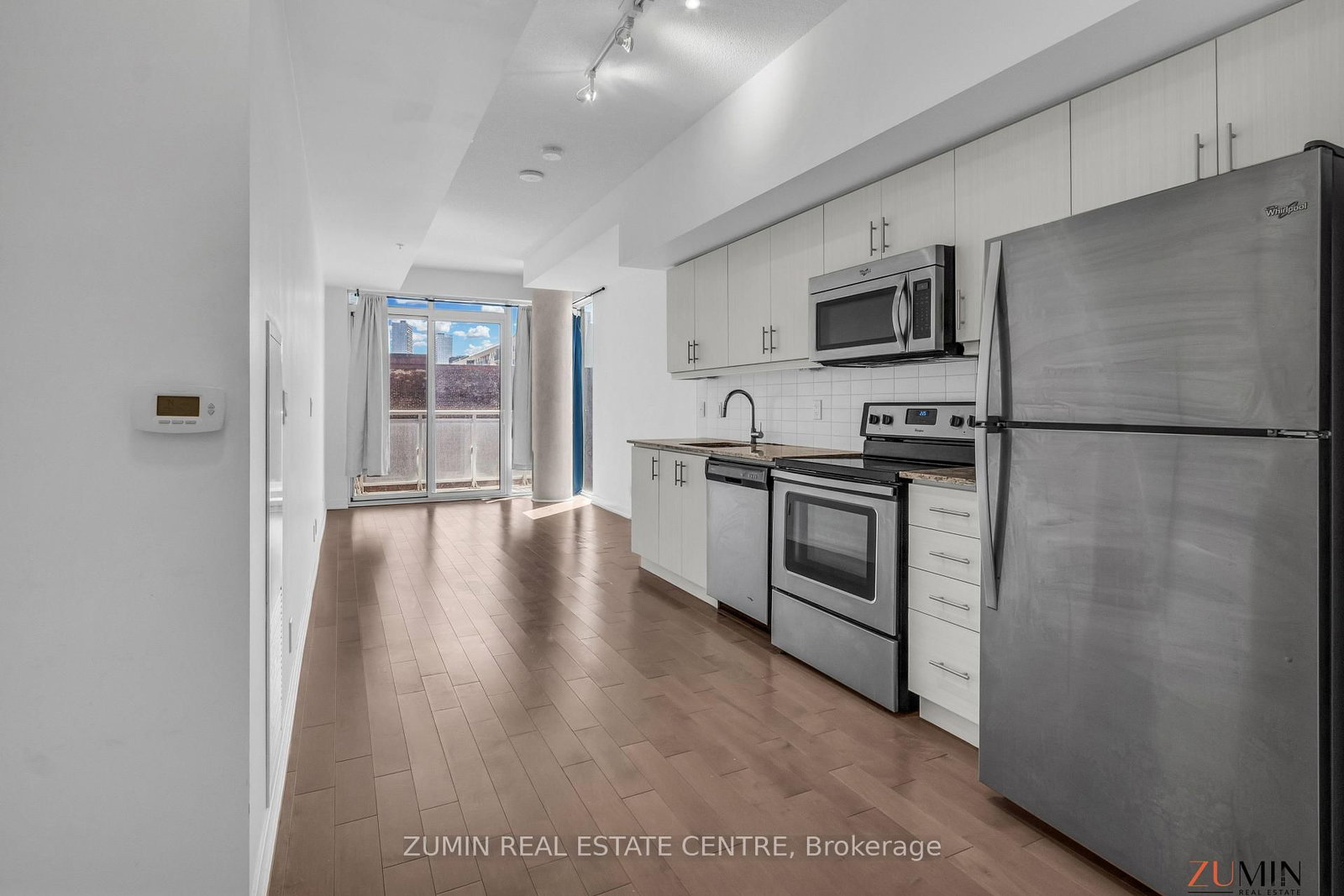 10 Willison Square, Unit 709 - Photo 4