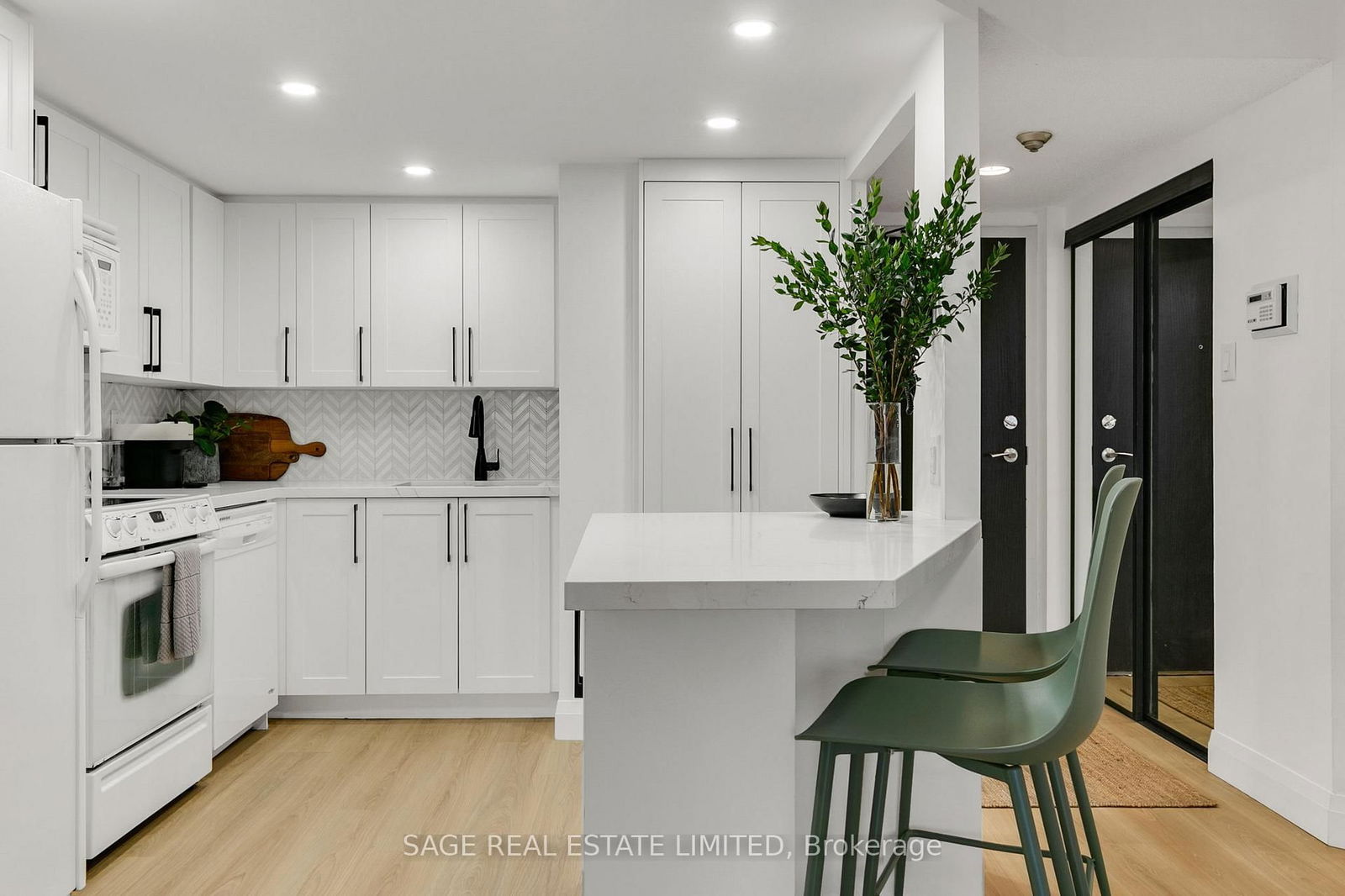 Condo for sale at 1102-15 Maitland Place, Toronto, Cabbagetown-South St. James Town, M4Y 2X3 - MLS: C12168700