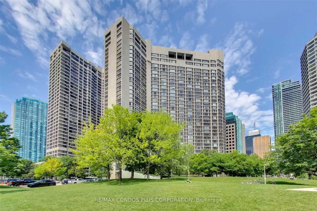 1215 - 33 Harbour Square