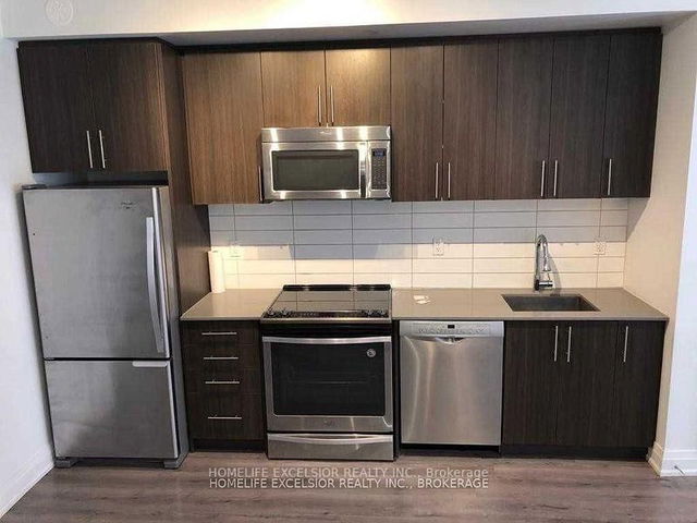 Th 59 - 780 Sheppard Avenue