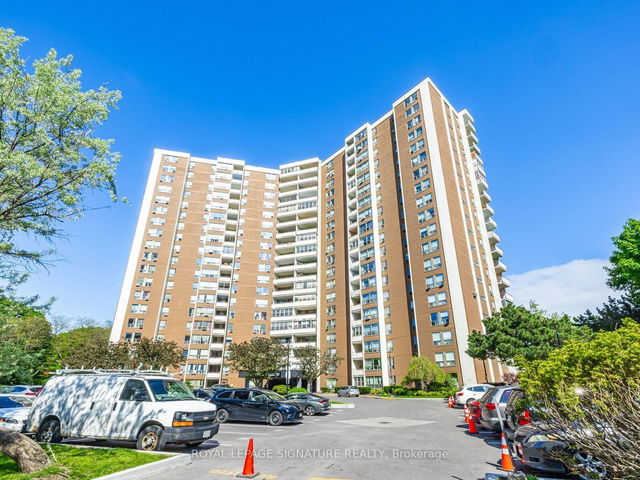 915 - 60 Pavane Linkway