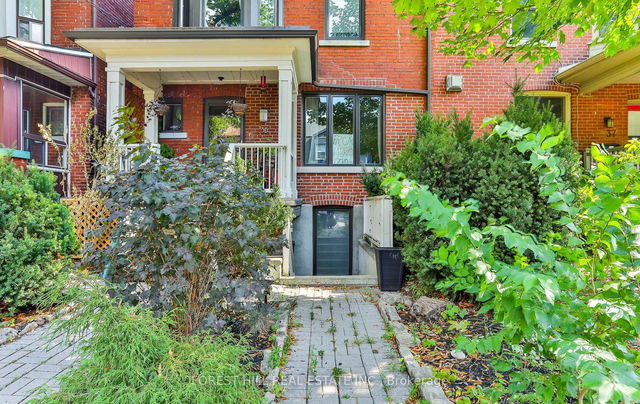 Lower - 35 Yarmouth Gardens