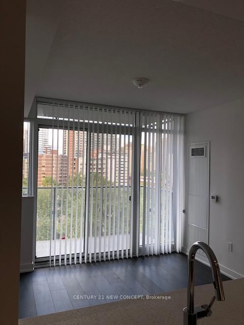 1103 - 50 Wellesley Street