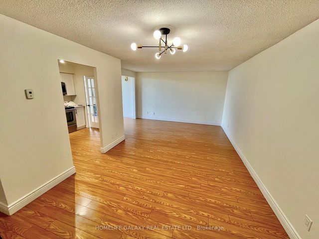 909 - 5795 Yonge Street