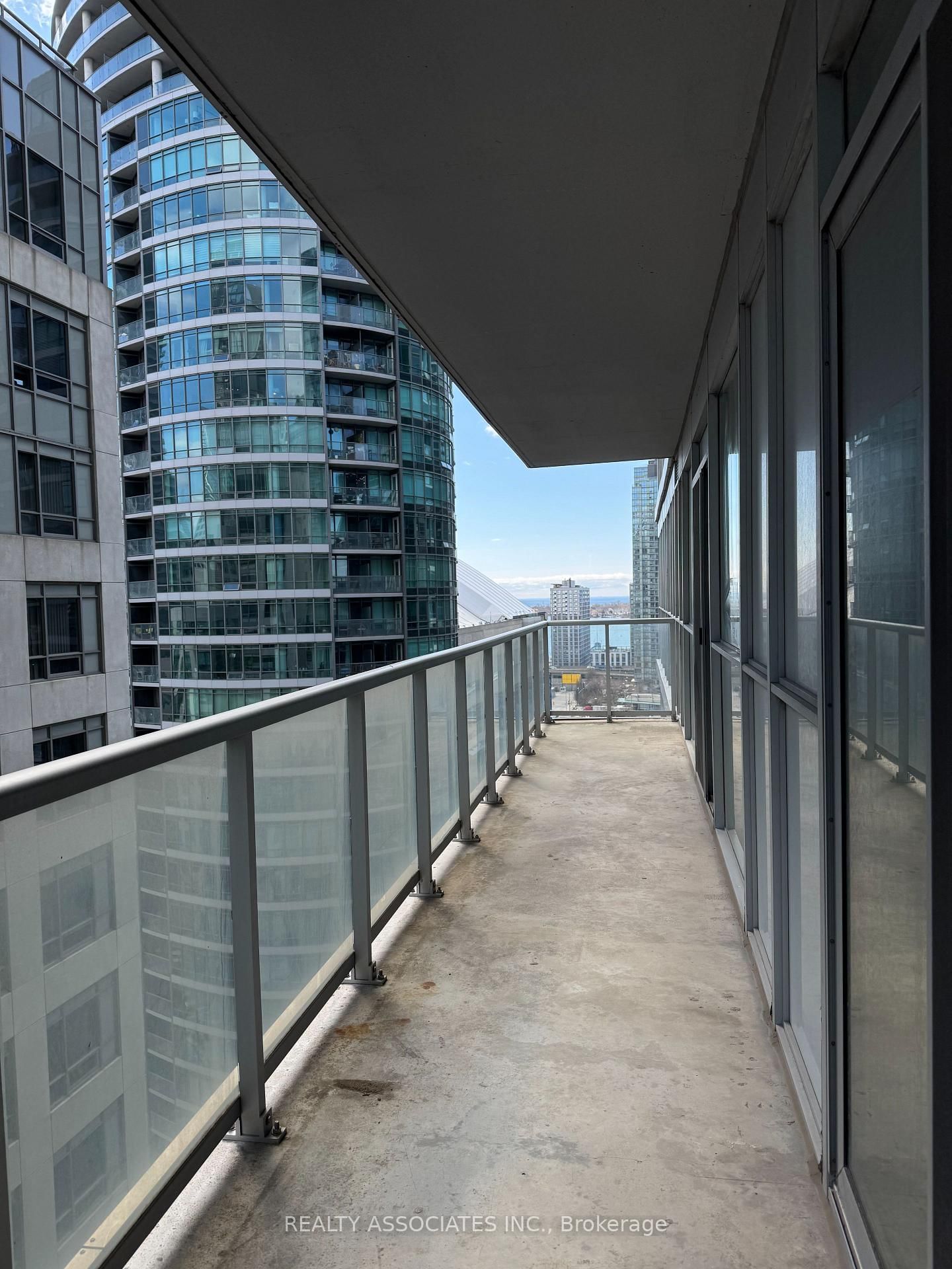 Condo for sale at 1601-352 Front Street, Toronto, Waterfront Communities C1, M5V 1B5 - MLS: C12169087